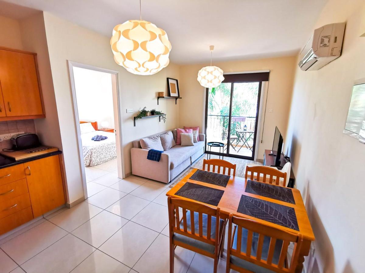 Sunny Pool Apartment Βορόκλινη Εξωτερικό φωτογραφία